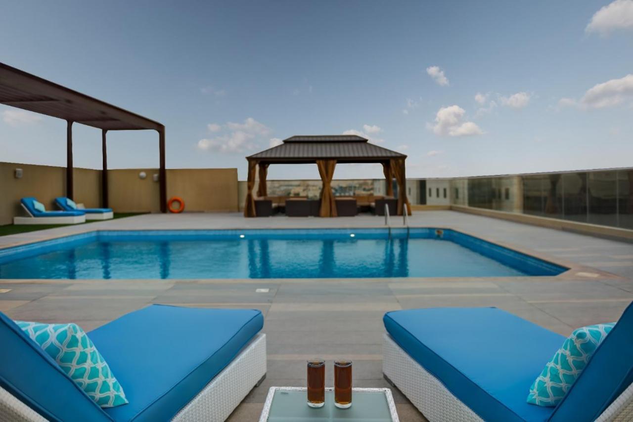 Abar Hotel Apartments Dip-1 Dubaj Exteriér fotografie